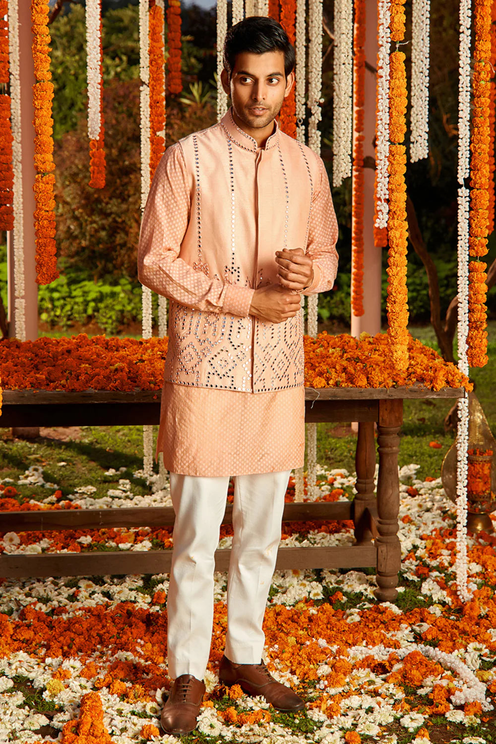PEACH BUNDI WITH GEOMETRICAL MIRRORWORK