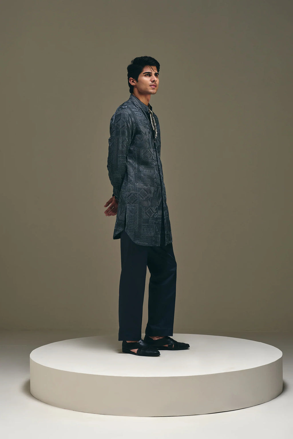 Jibaro Kurta in Charcoal Grey