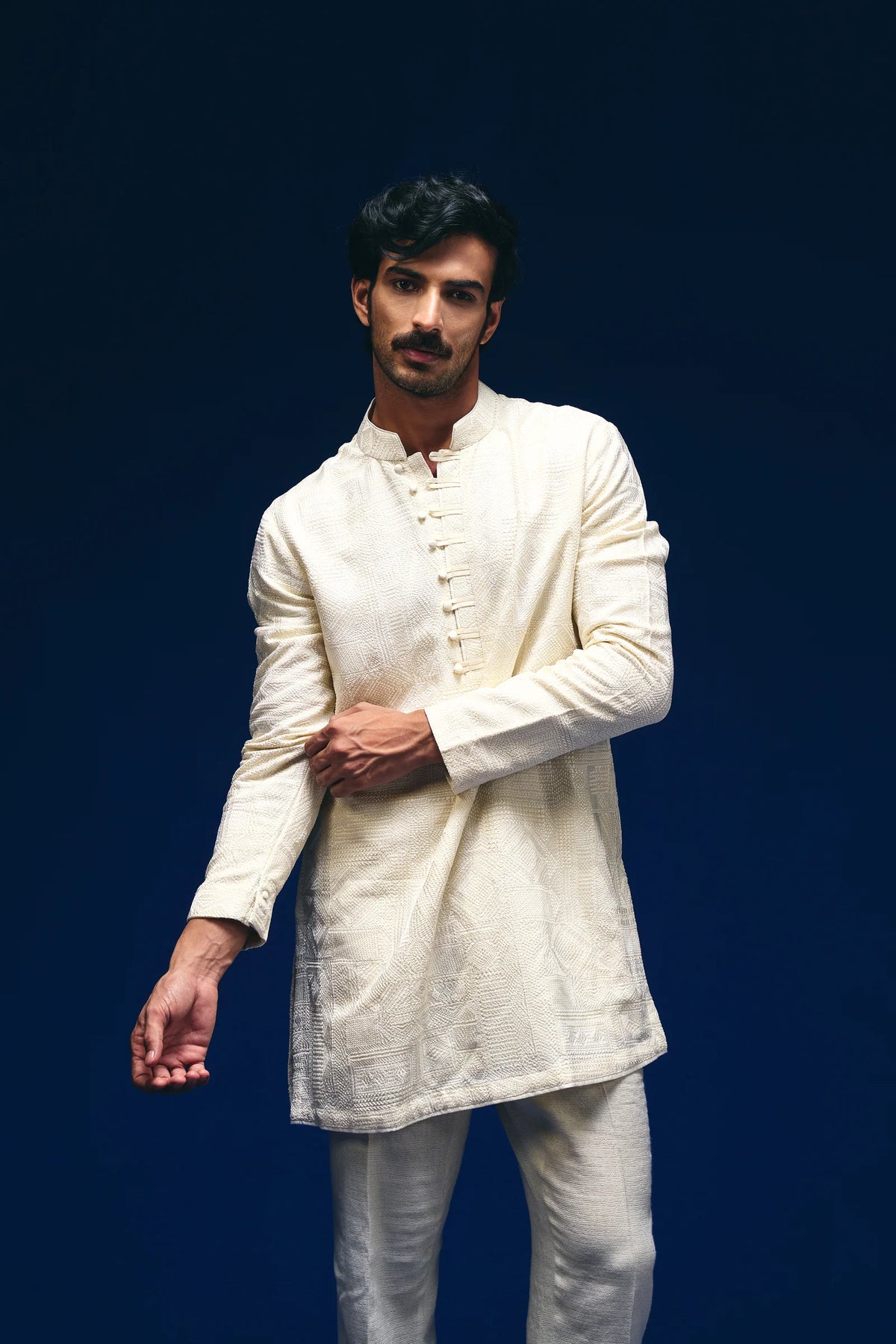 Jibaro Kurta in Pearl Ivory