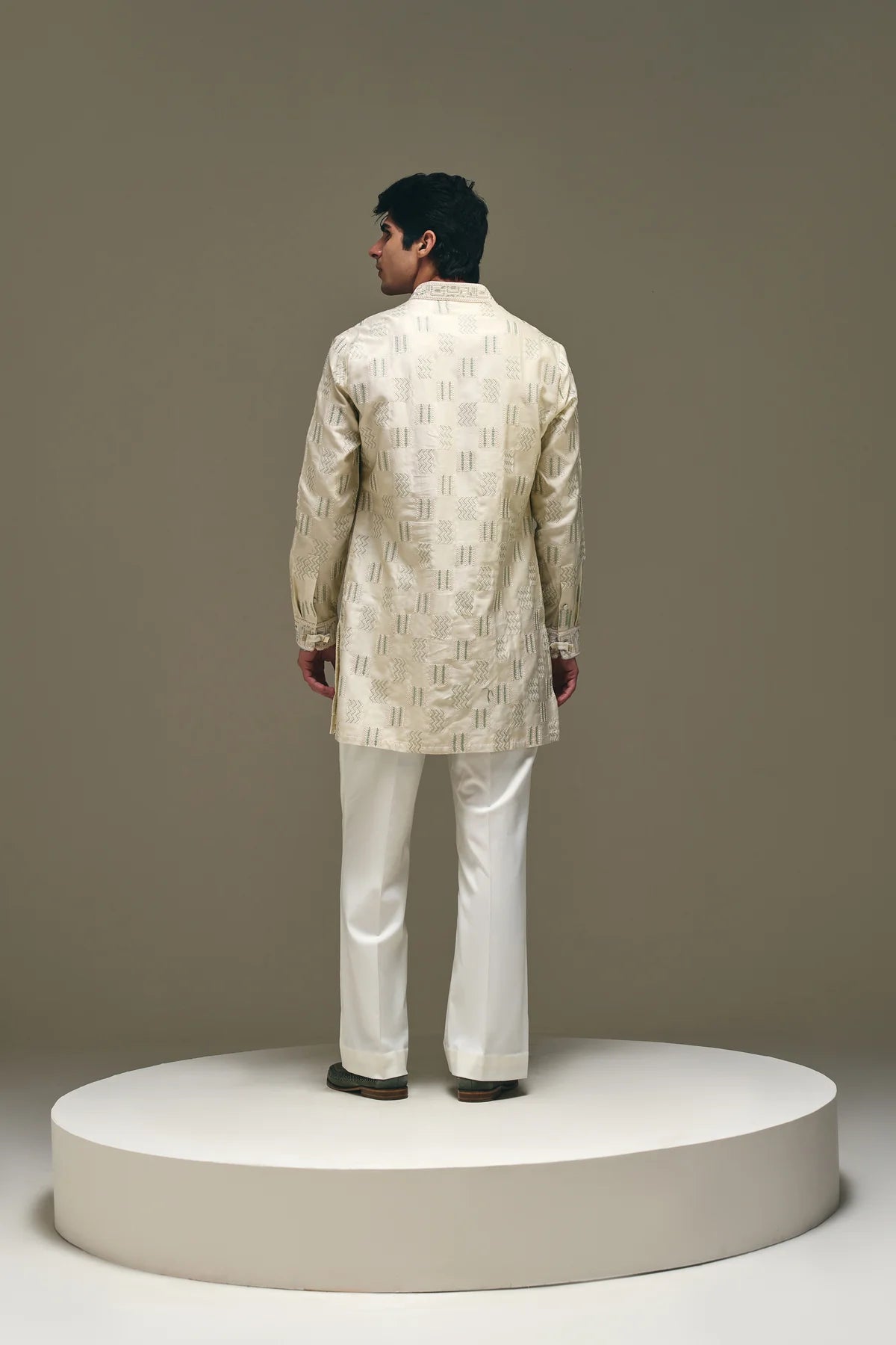 Vector Motif Kurta in Beige