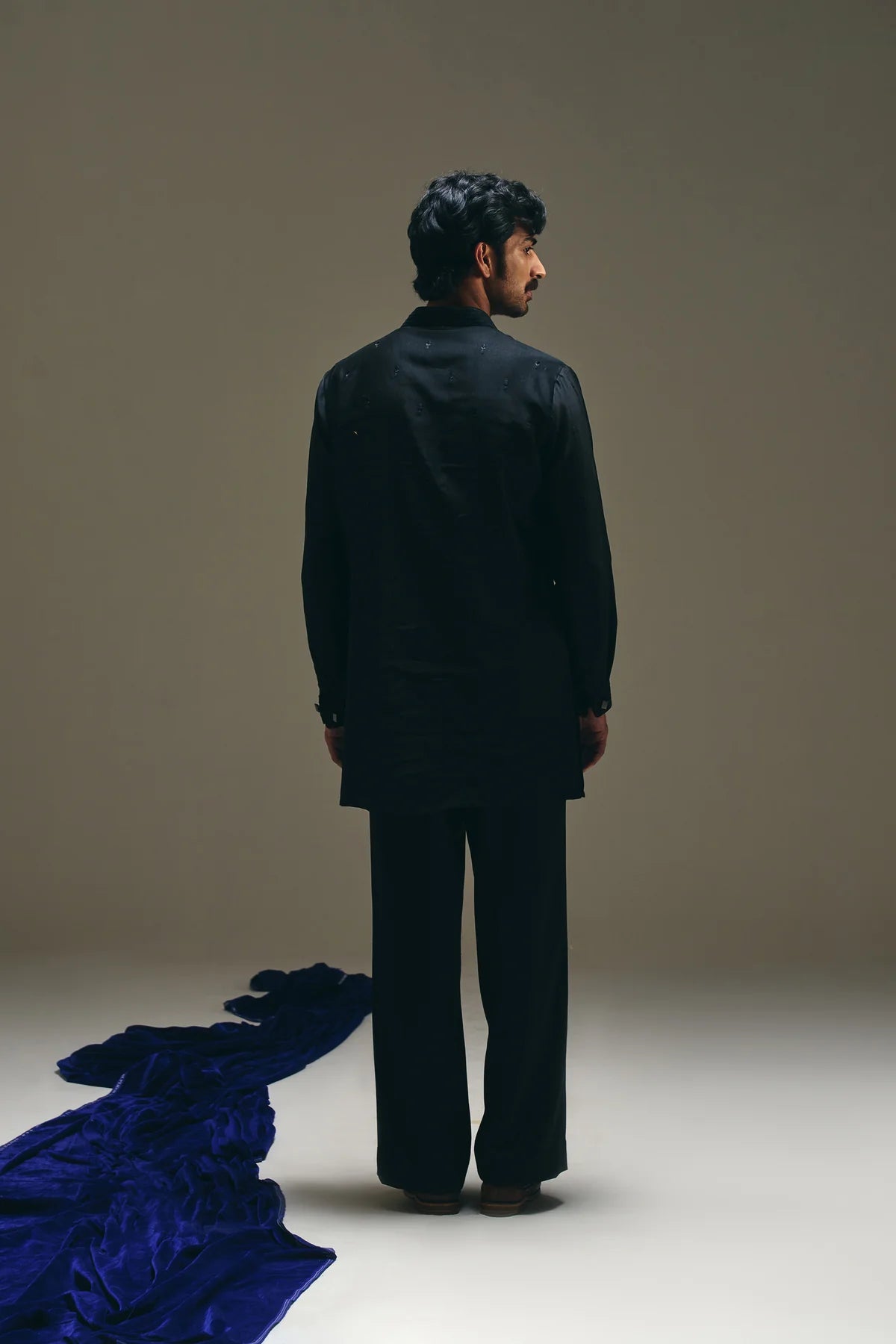 Jharokha Motif Kurta in Black